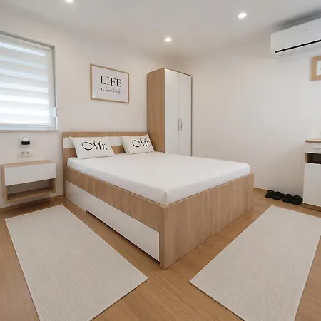 Sunset 3 Apartment *